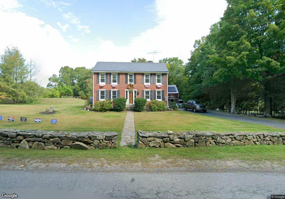 808 Fisher Rd, Fitchburg, MA 01420 - photo 1