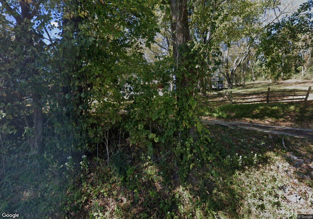 708 Amos Gammill Rd, Shelbyville, TN 37160 - photo 1