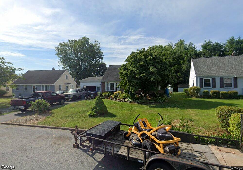 2806 E Texas Blvd, Allentown, PA 18103 - photo 1