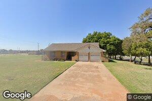 120 S 5th St, Sentinel, OK 73664