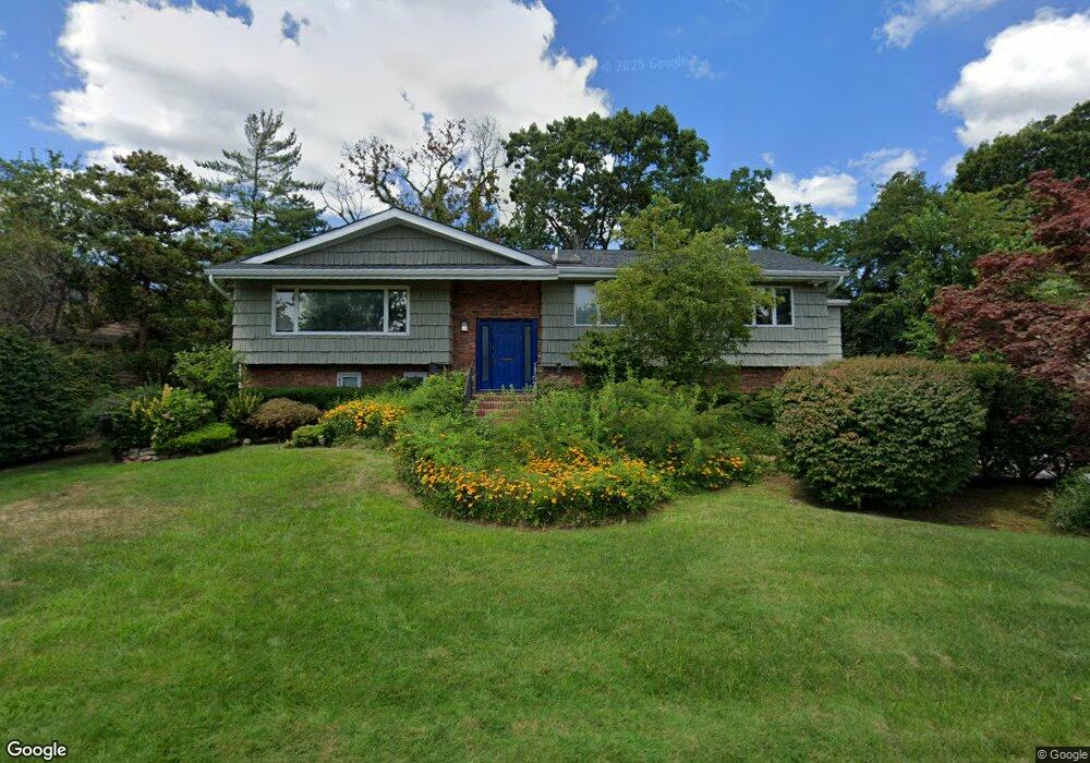 34 Bayberry Rd, Lawrence, NY 11559 - photo 1