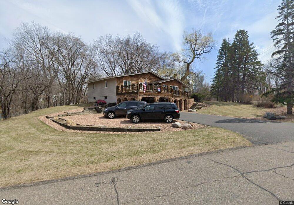 5485 Byscane Ln, Minnetonka, MN 55345 - photo 1