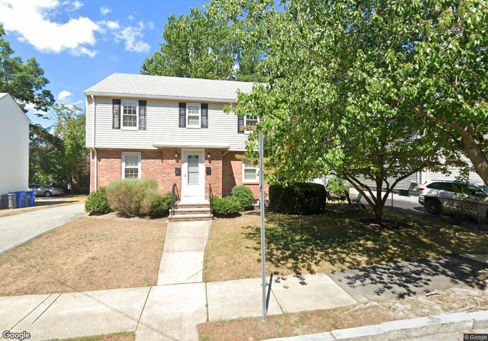 74 Fuller St unit 2, Waltham, MA 02453 - photo 1