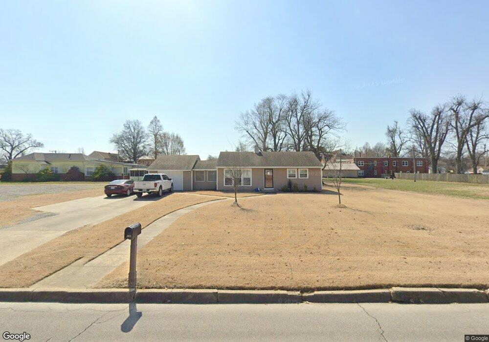 608 Davis St, New Madrid, MO 63869 - photo 1