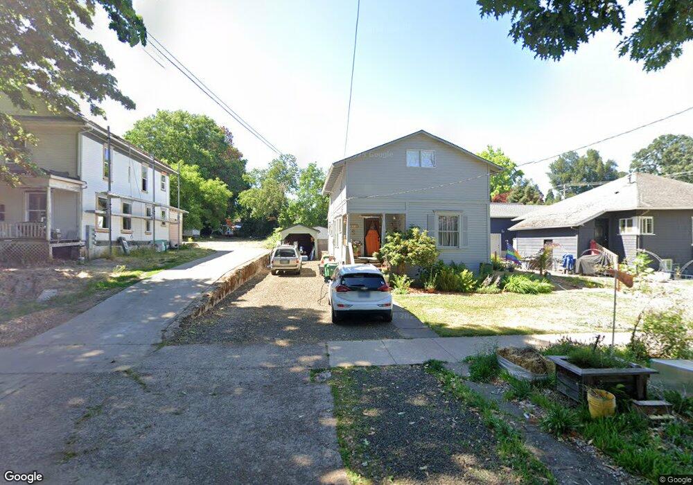 2112 18th Ave, Forest Grove, OR 97116 - photo 1