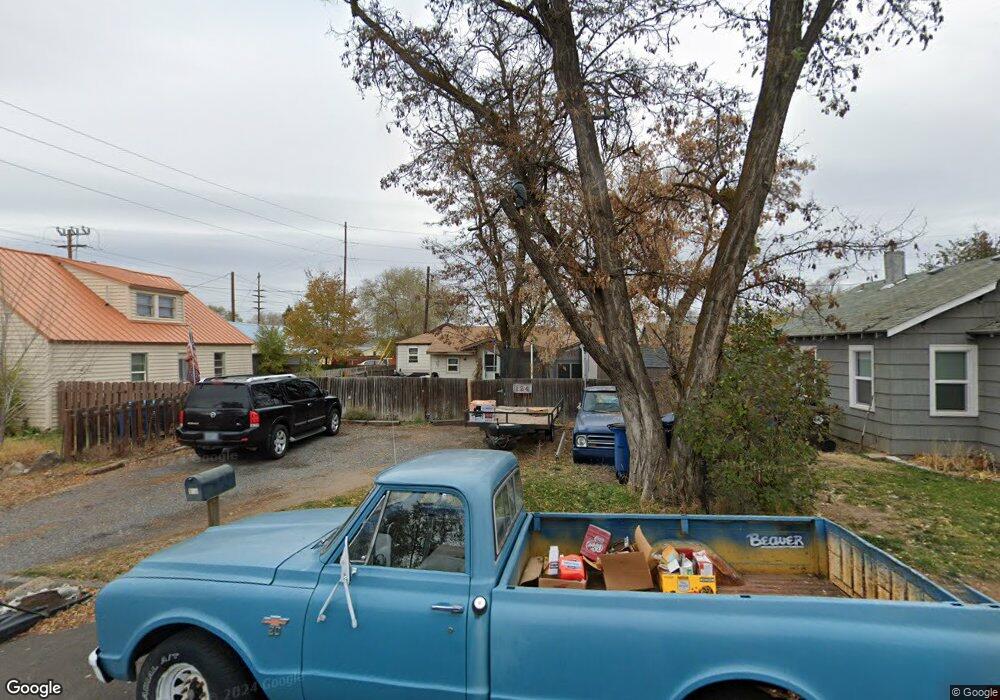 124 SW 3rd St, Redmond, OR 97756 - photo 1