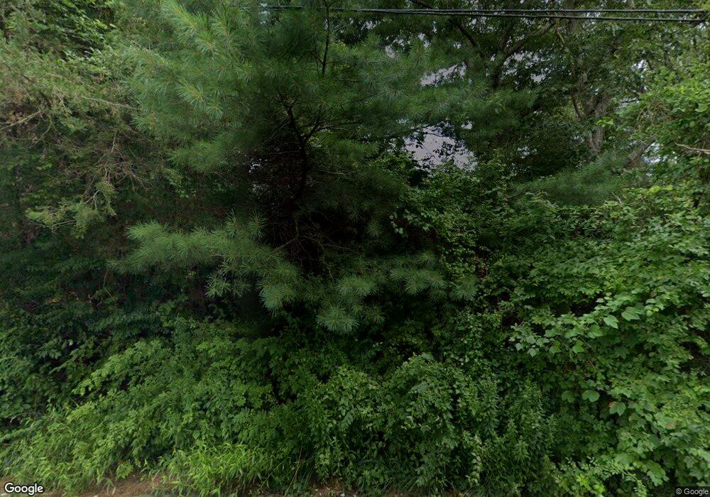 10 Wright St, Falmouth, MA 02540 - photo 1