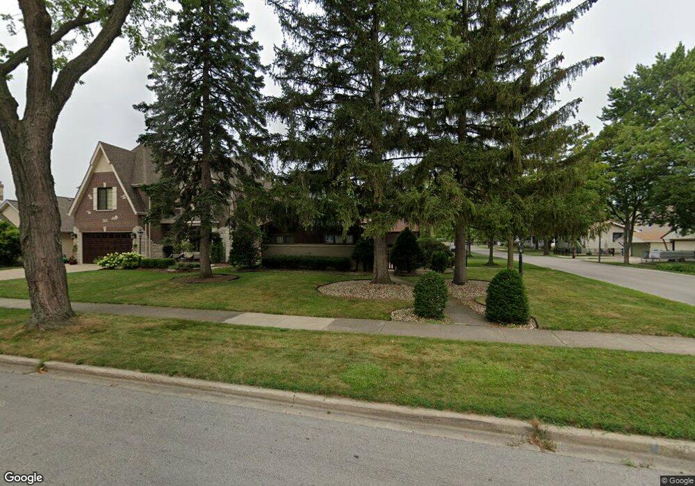 672 S Swain Ave, Elmhurst, IL 60126 - photo 1