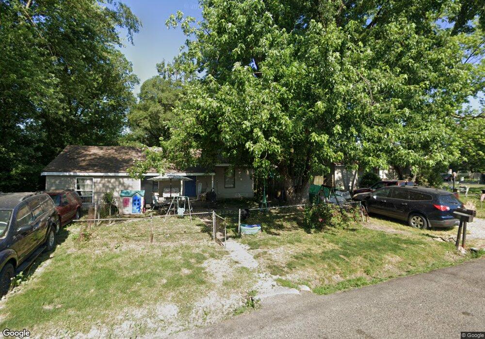 126 Arnold St, Collinsville, IL 62234 - photo 1