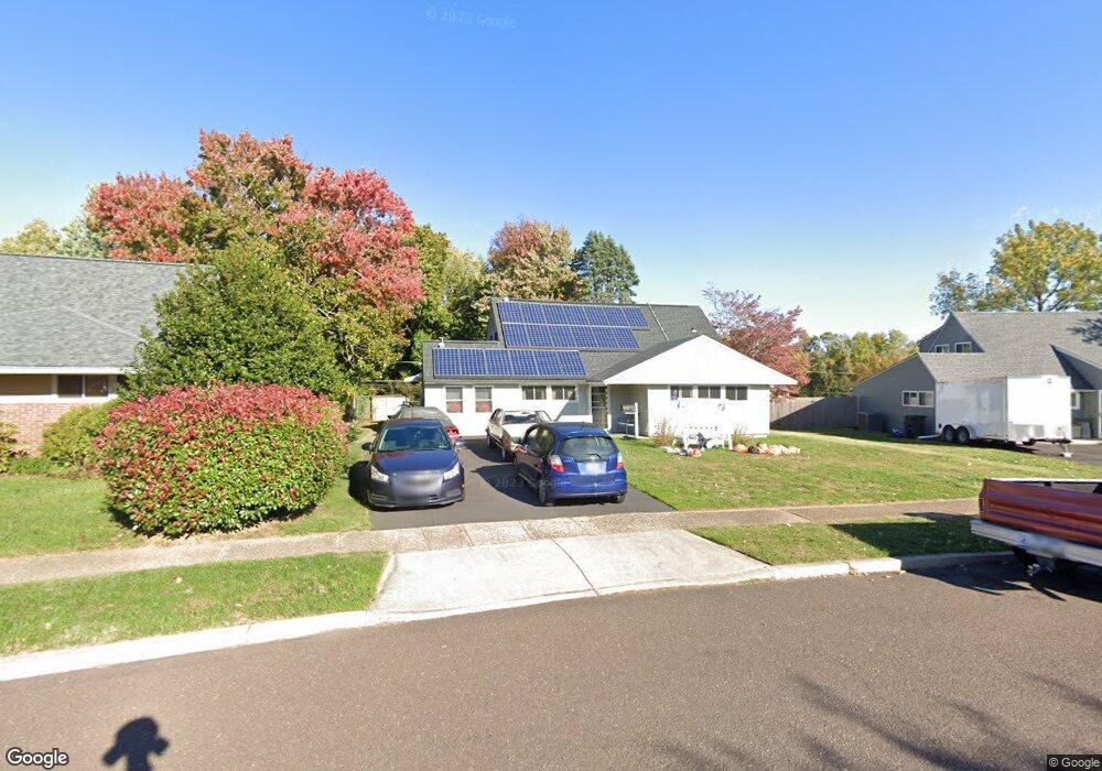 53 Deep Dale Dr E, Levittown, PA 19056 - photo 1