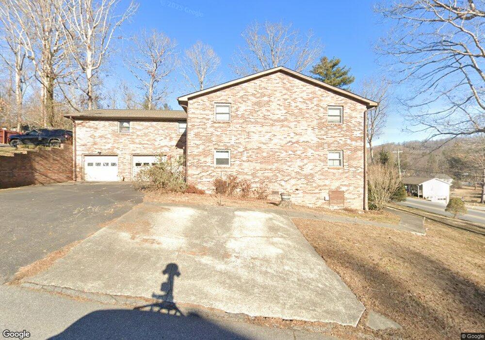 10 Ardis Ln, Hendersonville, NC 28792 - photo 1