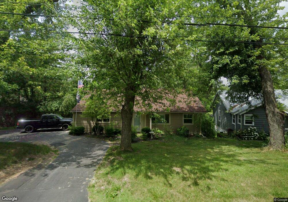 4012 Green Lake Rd, West Bloomfield, MI 48324 - photo 1