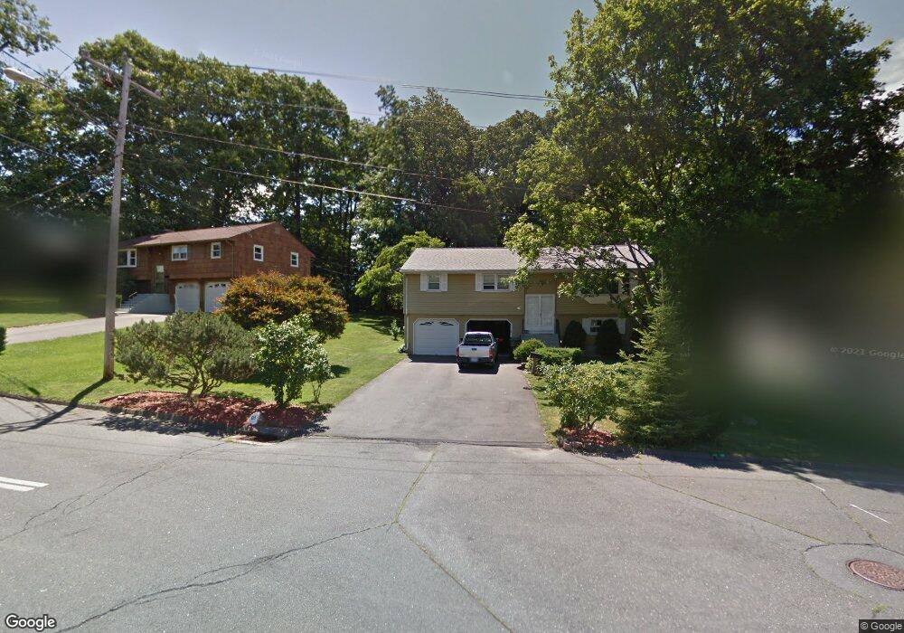 219 Eagle Dr, Newington, CT 06111 - photo 1