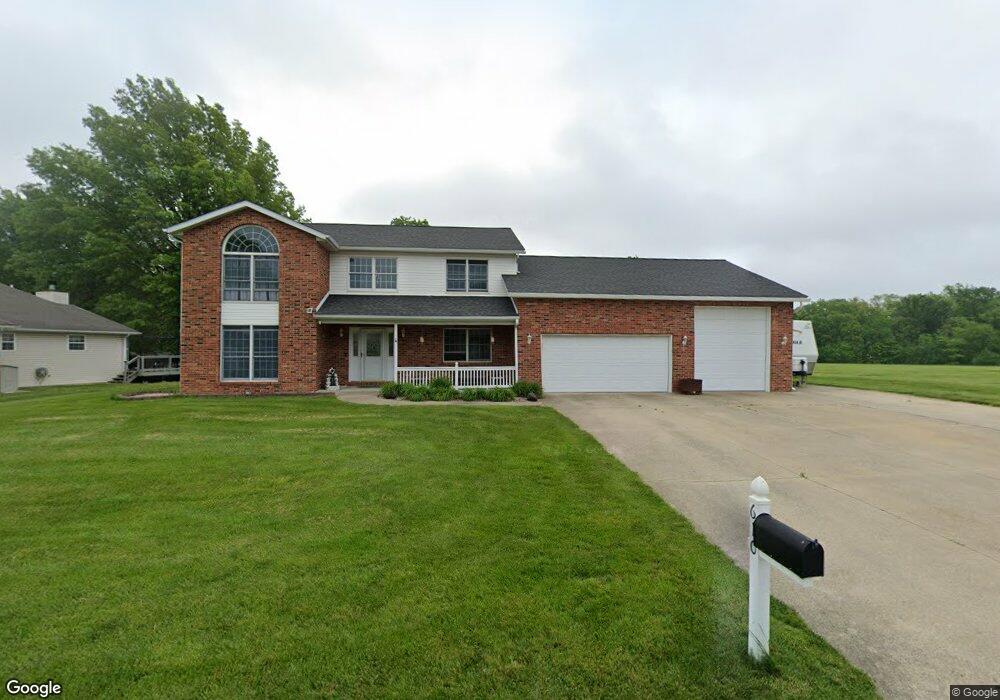 610 Meadow Lake Dr, Freeburg, IL 62243 - photo 1