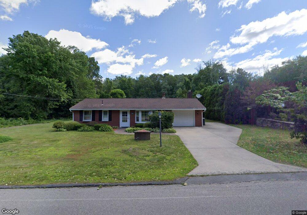 565 North St, Bridgewater, MA 02324 - photo 1