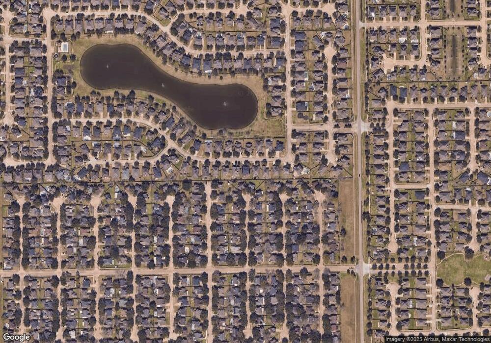 4512 Lakefront Terrace Dr, Pearland, TX 77584 - photo 1