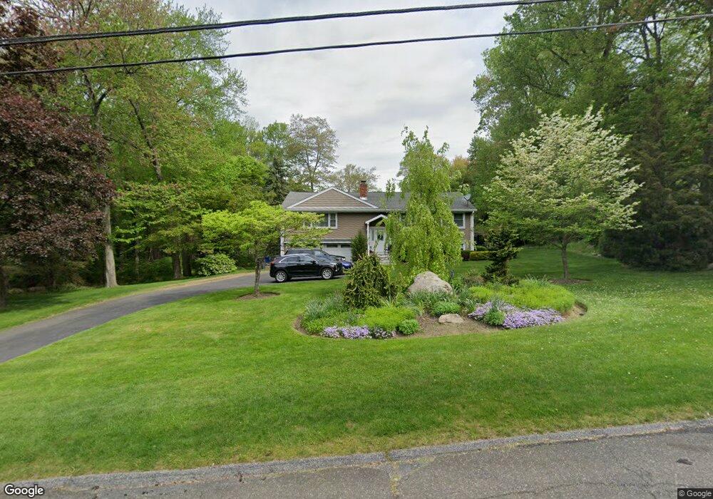 74 Scenic Hill Rd, Trumbull, CT 06611 - photo 1