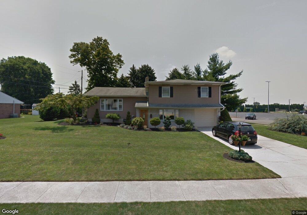 2 Ash St, Palmyra, PA 17078 - photo 1