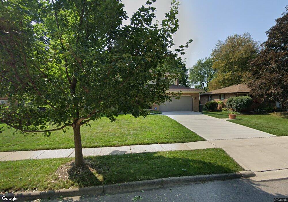 1887 Knollridge Ct, Columbus, OH 43229 - photo 1