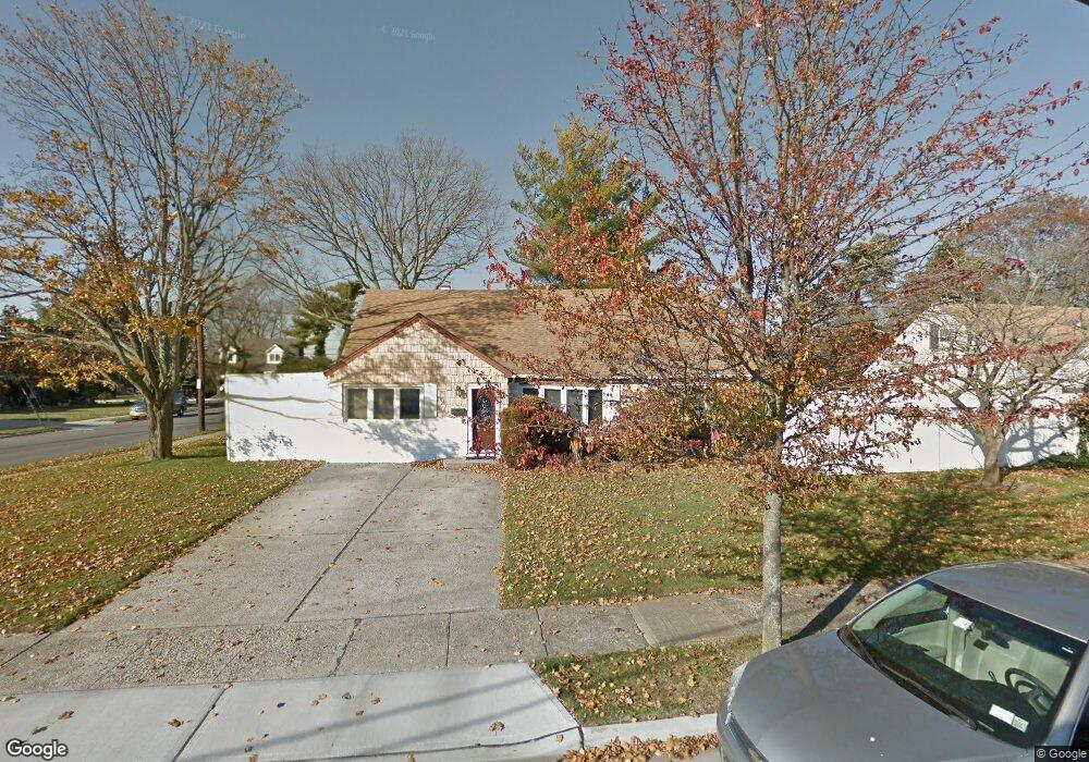 197 Evers Ln, Oceanside, NY 11572 - photo 1