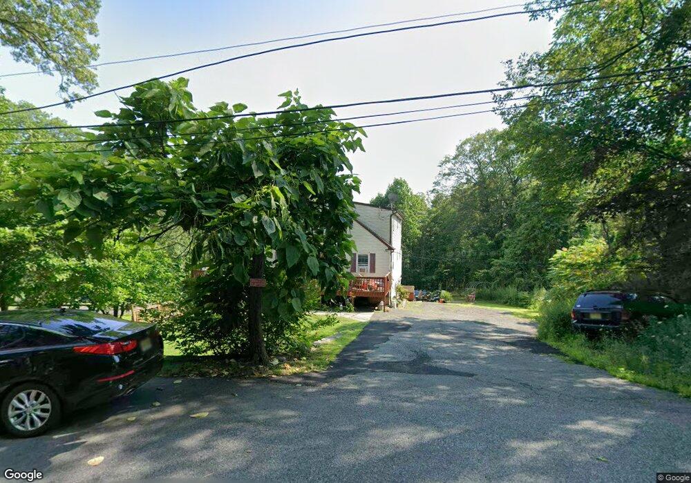 85 Lakeview Dr, Mahwah, NJ 07430 - photo 1