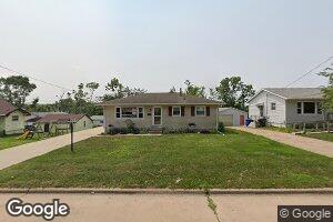 1711 34th St NE, Cedar Rapids, IA 52402