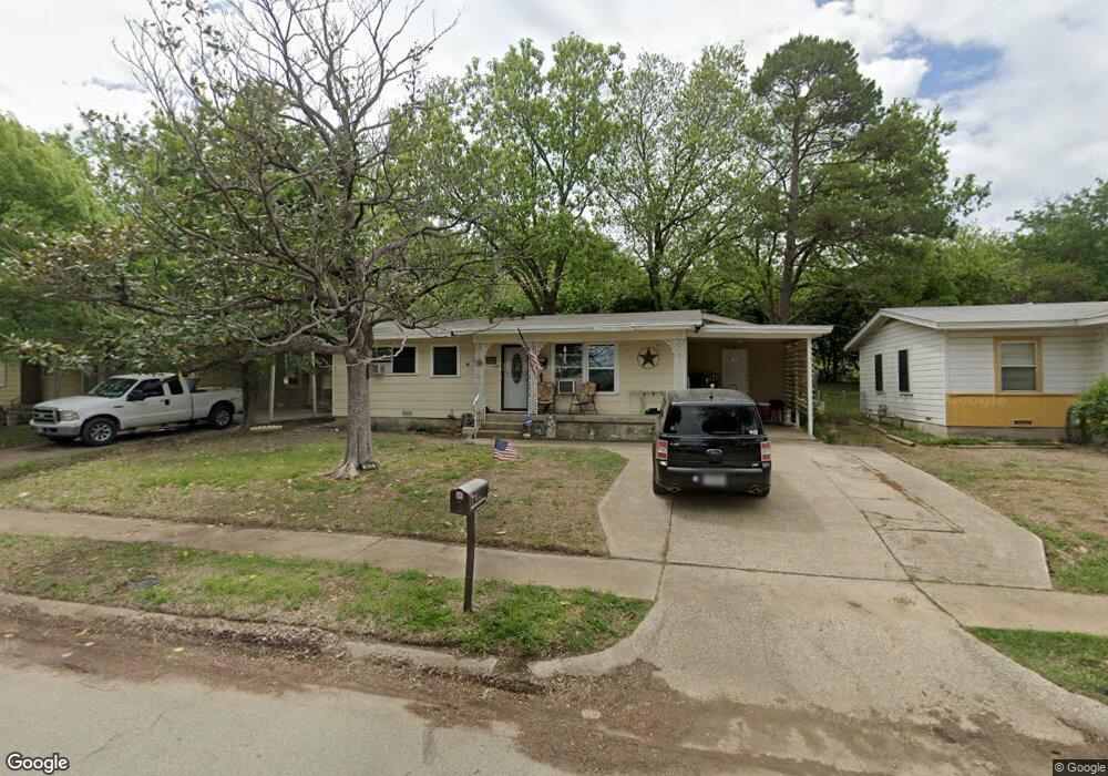 1820 Ridgewood Rd, Denison, TX 75020 - photo 1