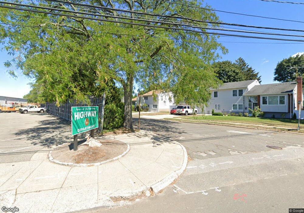 4 Abby Ln, Syosset, NY 11791 - photo 1