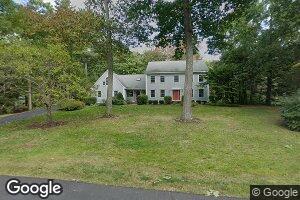 8 Coveside Rd, Cumberland Foreside, ME 04110