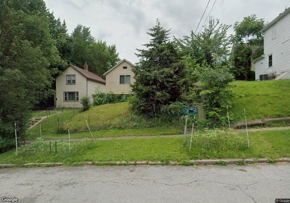 409 E 12th St, Davenport, IA 52803 - photo 1