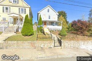 29 Wall St, New London, CT 06320
