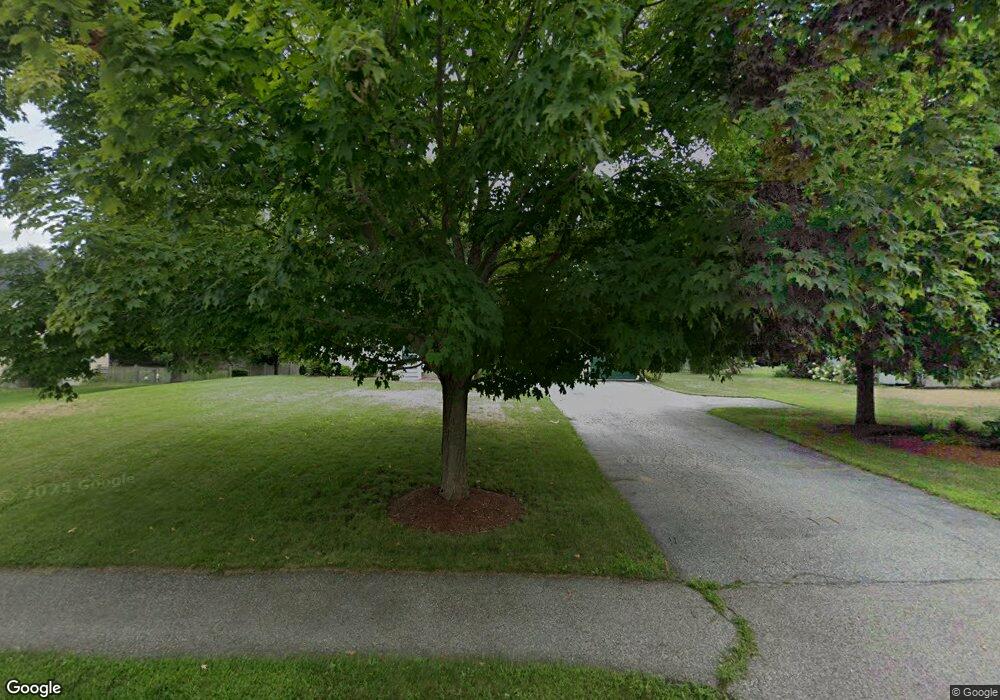 7 Patterson Dr, Kennebunk, ME 04043 - photo 1