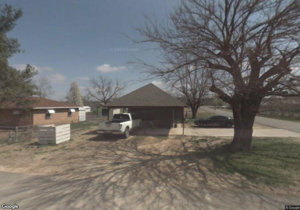 218 S Cherokee St, Locust Grove, OK 74352 - photo 1