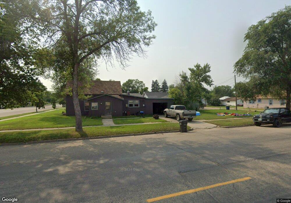 623 3rd St SE, Jamestown, ND 58401 - photo 1