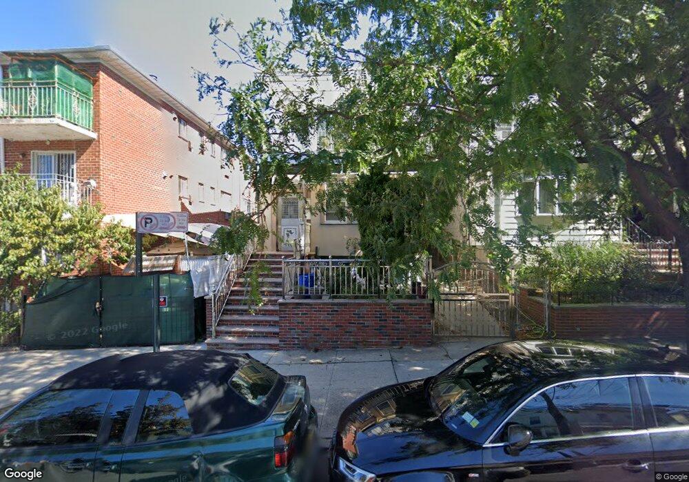 5207 Haspel St, Elmhurst, NY 11373 - photo 1