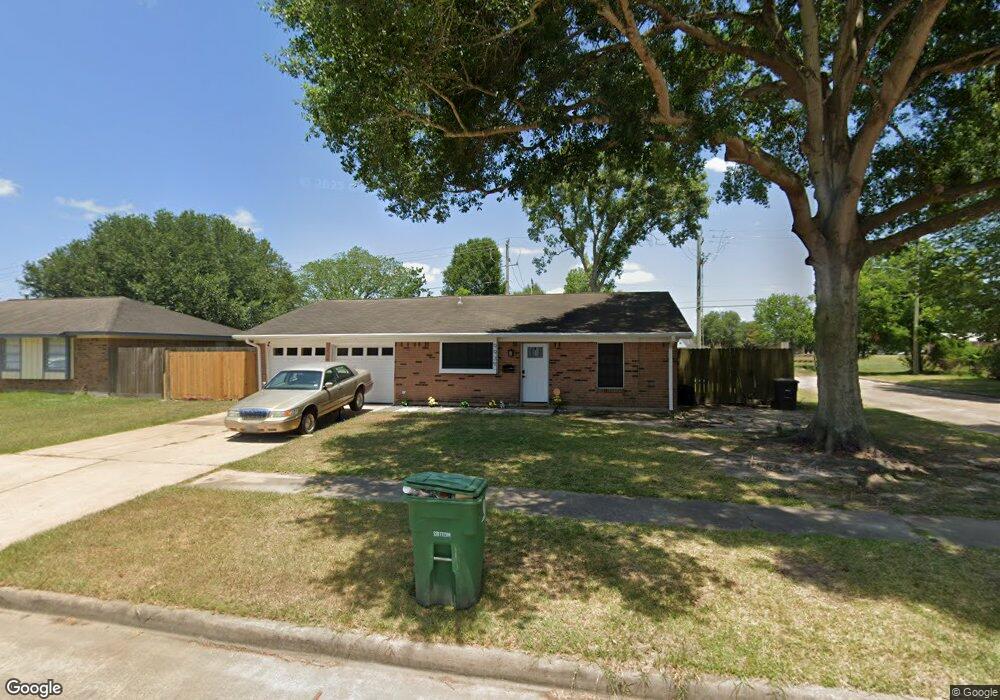 9939 Southport Dr, Houston, TX 77089 - photo 1