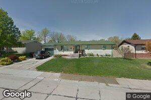 535 Pinecrest Dr, Chadron, NE 69337