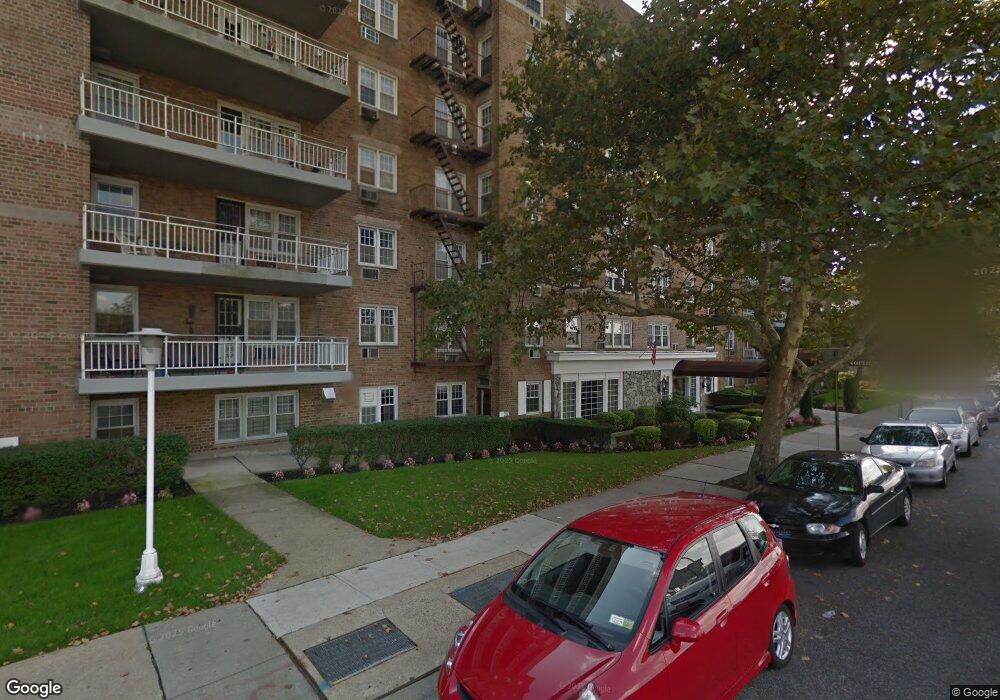 8710 149th Ave unit 5L, Howard Beach, NY 11414 - photo 1