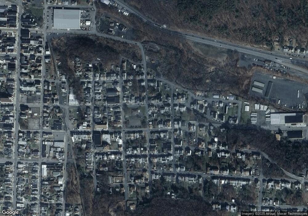 1006 E Webster St, Shamokin, PA 17872 - photo 1