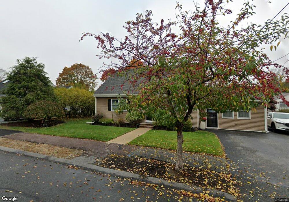 24 Karen Rd, Wakefield, MA 01880 - photo 1