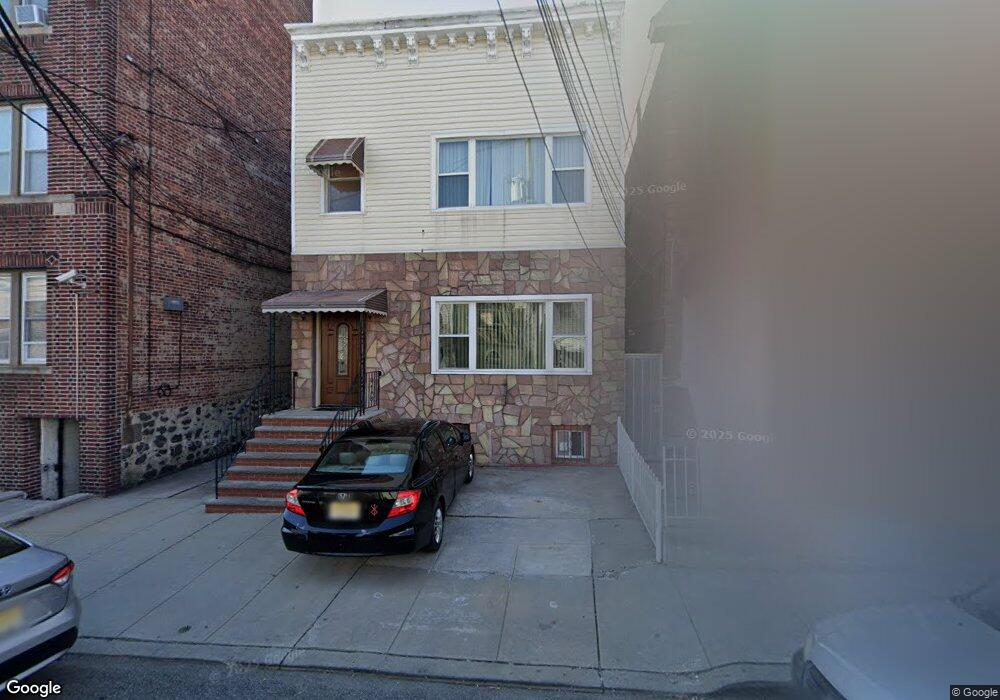 4525 Cottage Place, Union City, NJ 07087 - photo 1