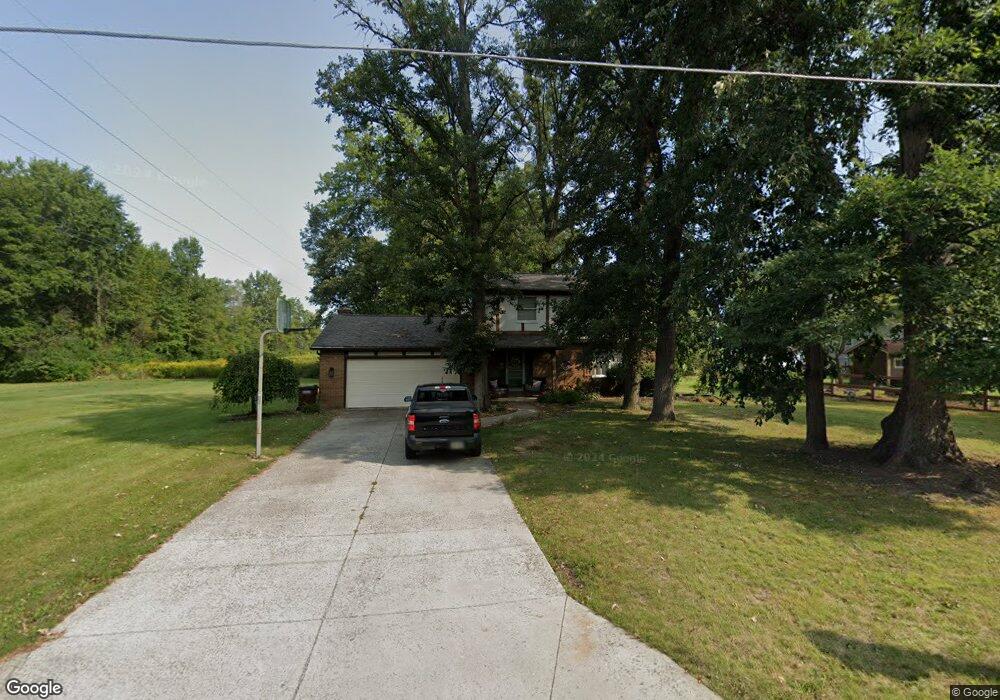 3136 Makley Dr, Lima, OH 45805 - photo 1