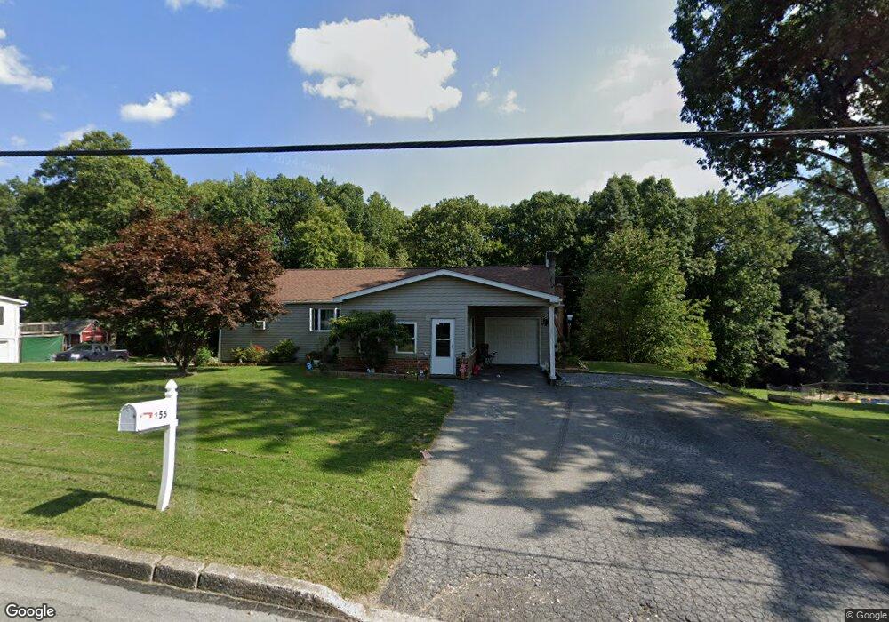 255 Constitution Ave, Wind Gap, PA 18091 - photo 1