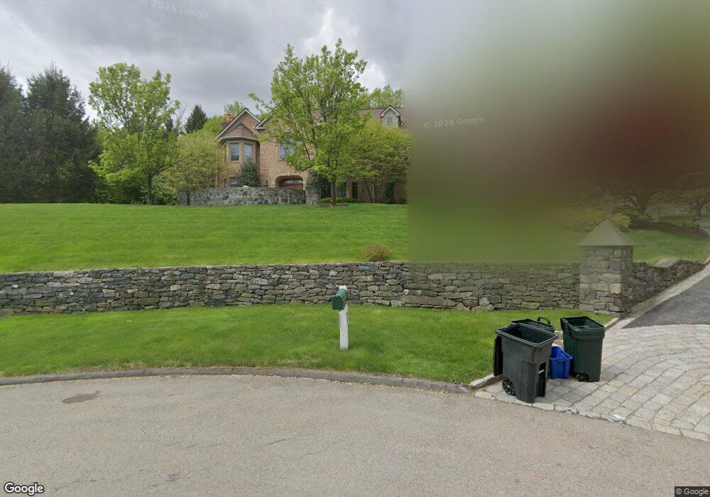 66 Hollow Tree Rd, Briarcliff Manor, NY 10510 - photo 1