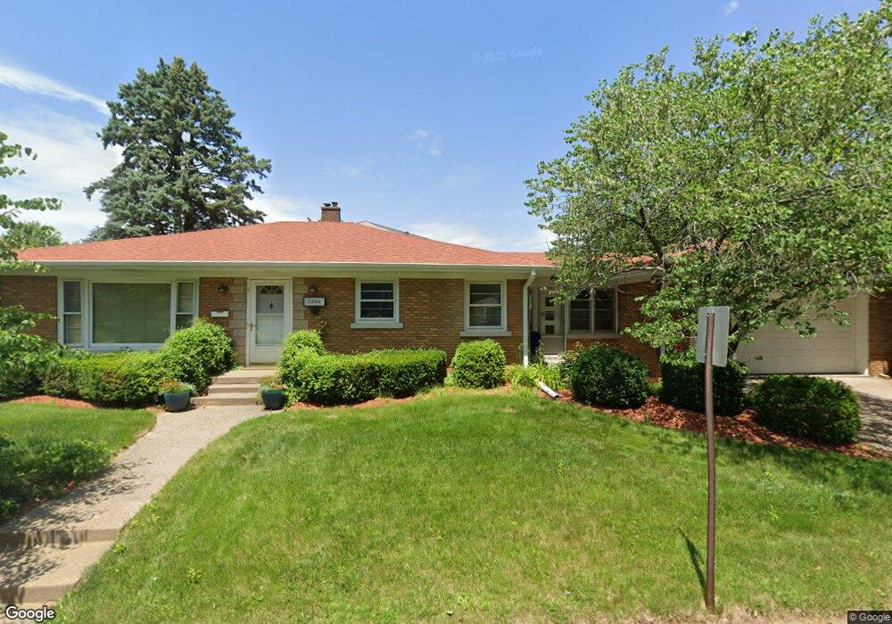 2304 E High St, Davenport, IA 52803 - photo 1