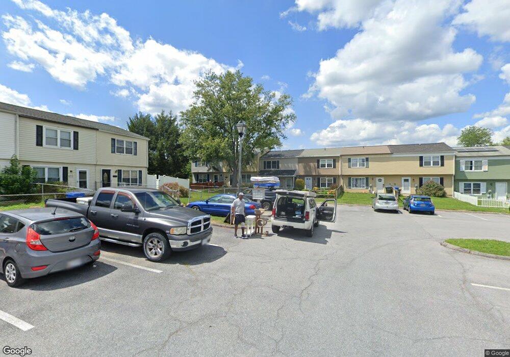 425 Red Tulip Ct, Taneytown, MD 21787 - photo 1