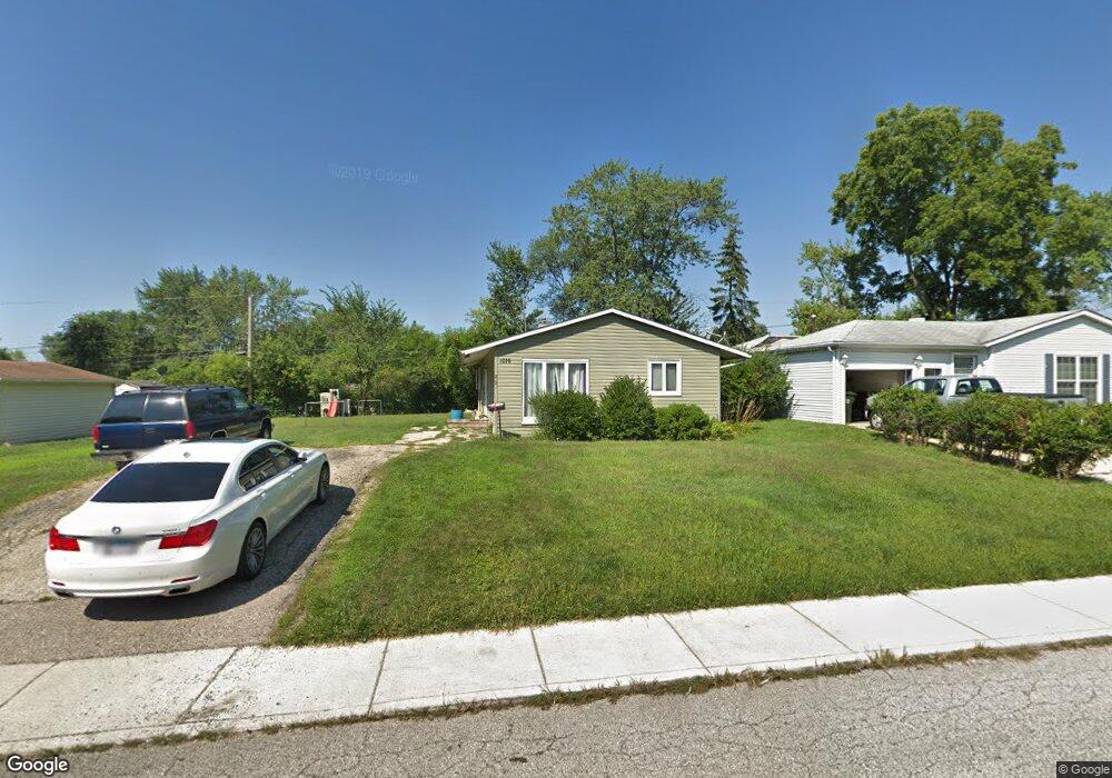 1016 Tacoma St, Carpentersville, IL 60110 - photo 1