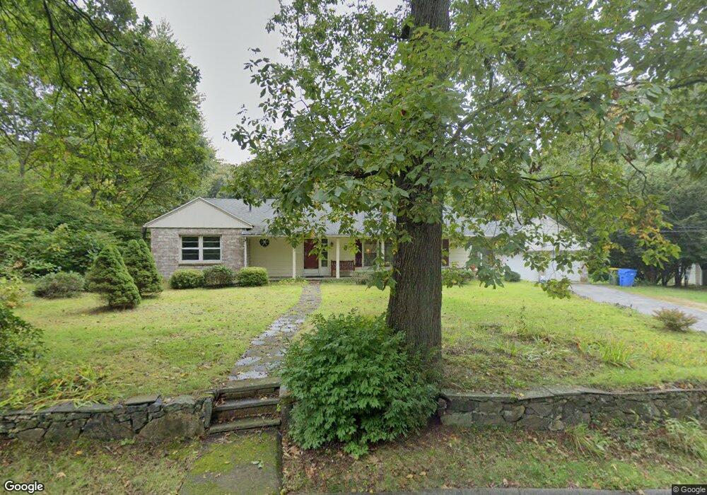 124 Farrell Rd, Waterbury, CT 06706 - photo 1