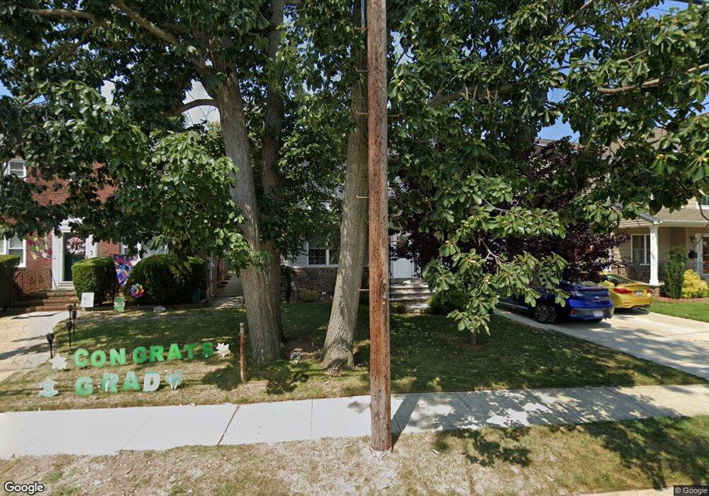 75 Evergreen Ave, Lynbrook, NY 11563 - photo 1