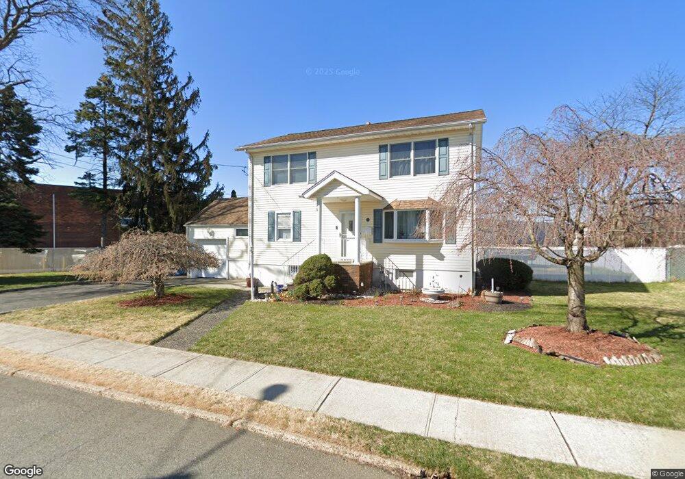 71 Dyer Ave, South Hackensack, NJ 07606 - photo 1